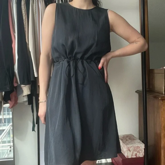 Everlane | black dress - Picture 5 of 6
